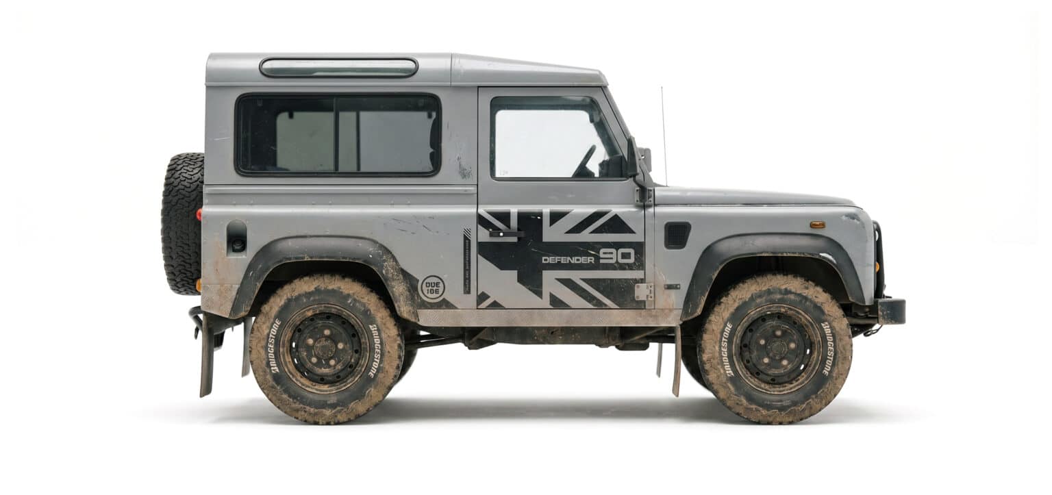 Defender-Grey-Sticker-Black-